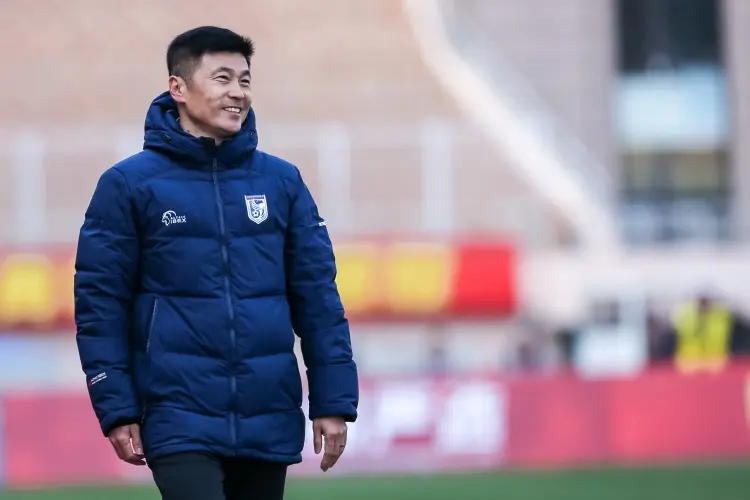 AA, 月之内完成, 了不俗的带 AA, 月之内完成, 了不俗的带